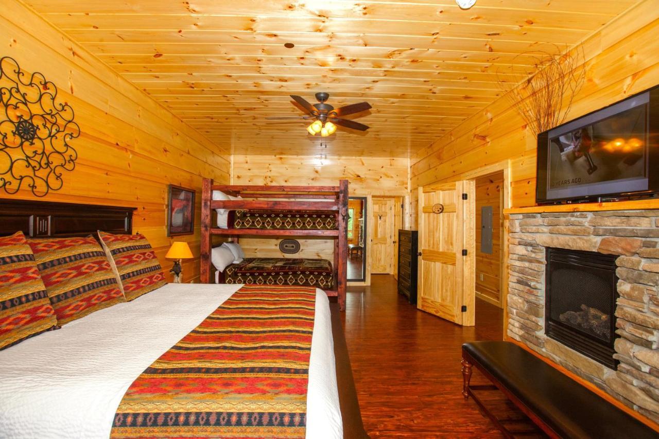 Foxwood Mansion Cabin Pittman Center ภายนอก รูปภาพ